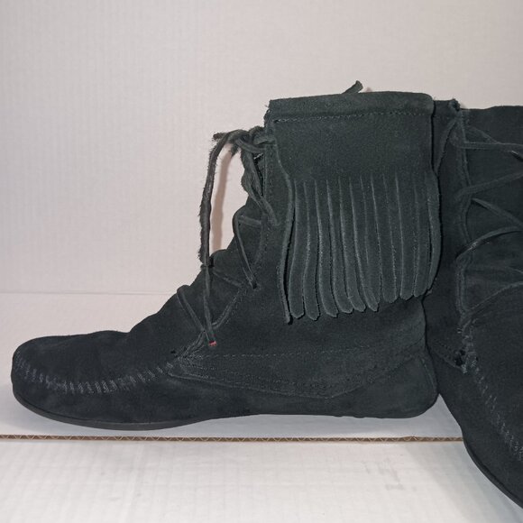 MINNETONKA SUEDE FRINGE MOCCASIN ANKLE BOOTIES - Picture 7 of 10